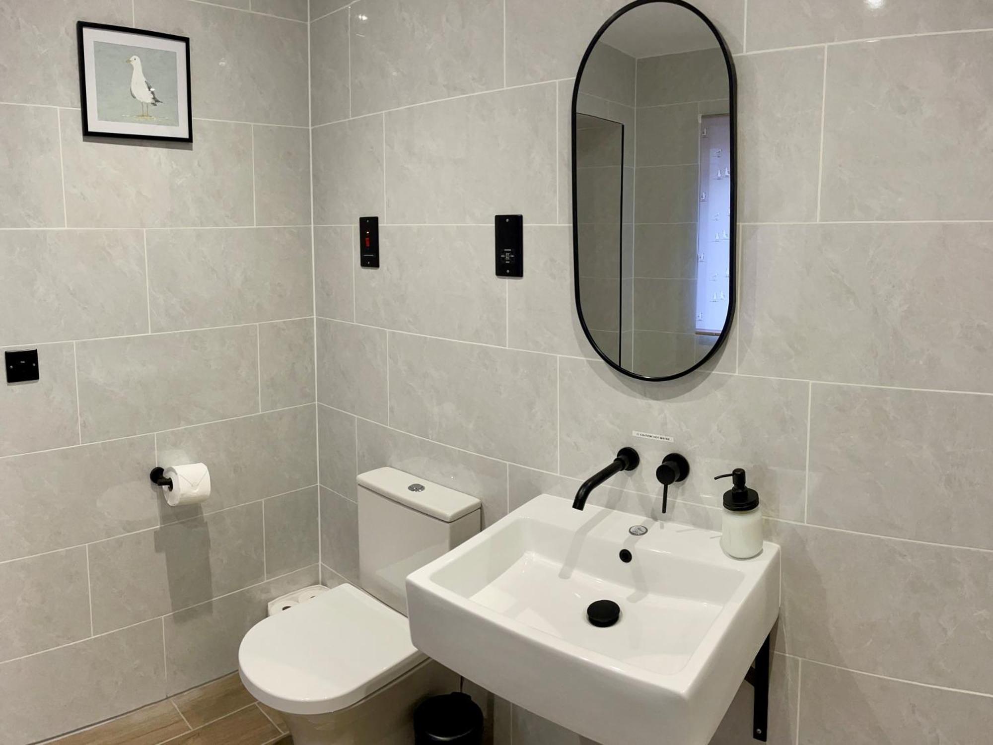 Blackberry Cottage كارديف المظهر الخارجي الصورة